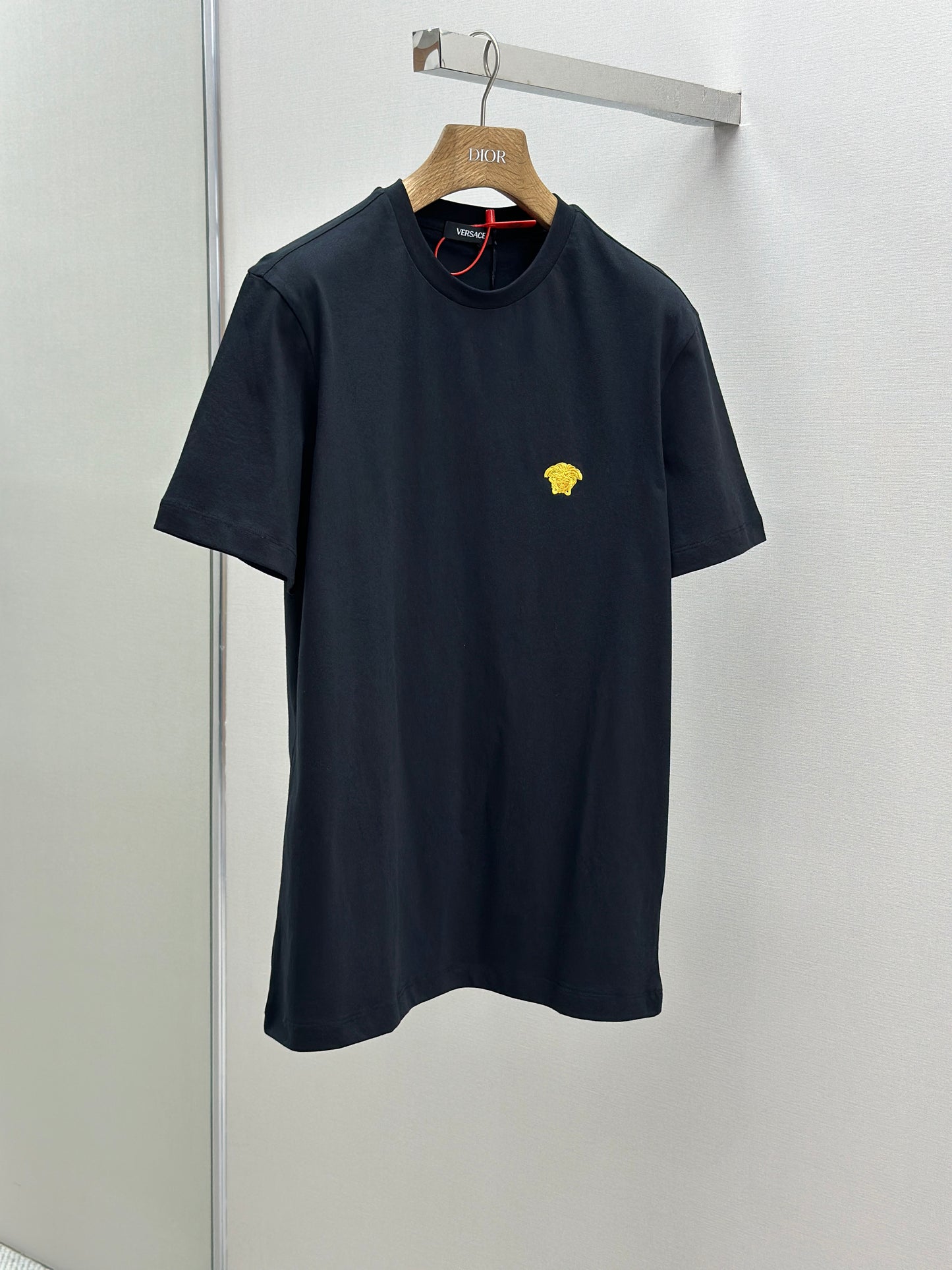 VERSA* Medusa T-Shirt