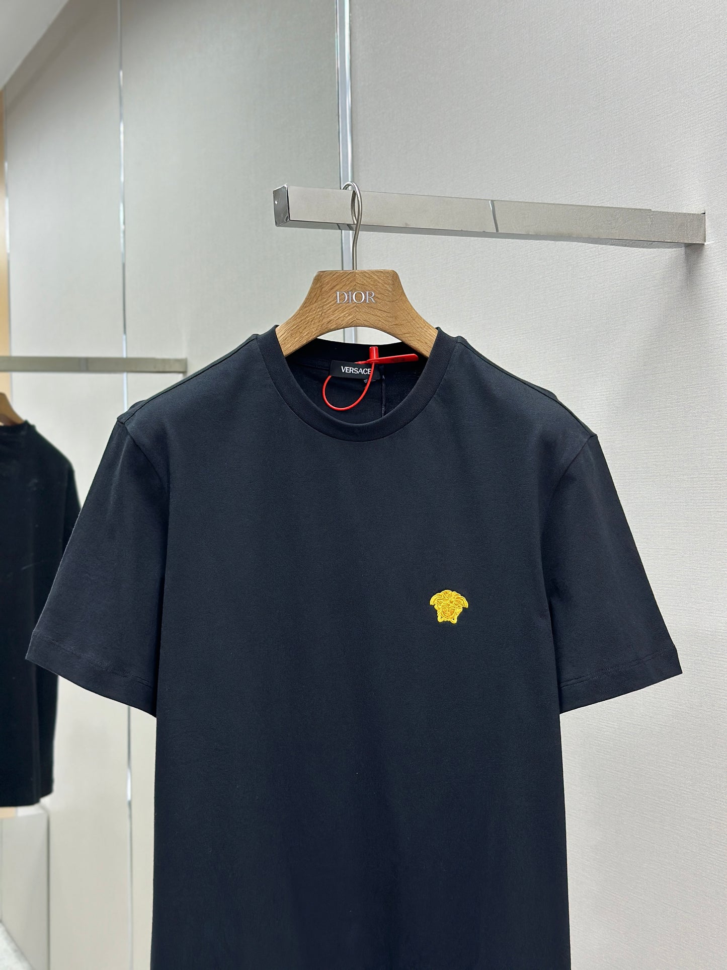VERSA* Medusa T-Shirt