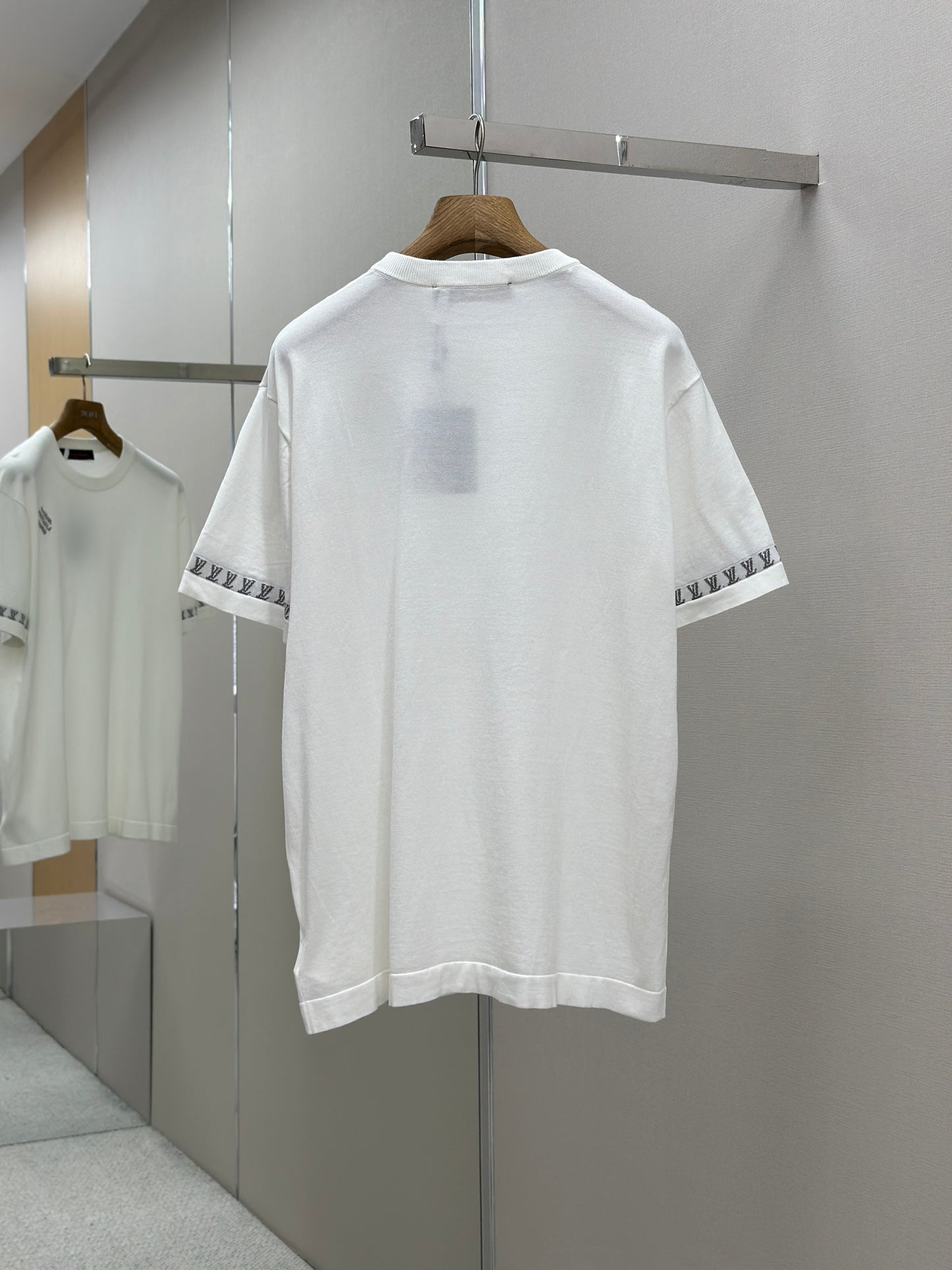 LOUI*V Short-Sleeved Cotton Crewneck