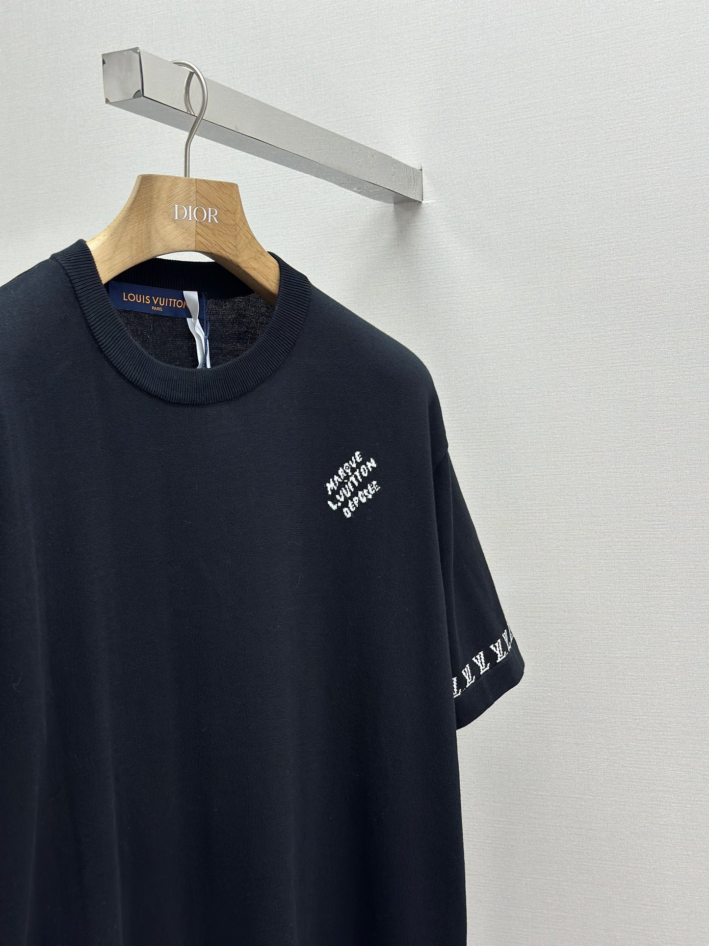LOUI*V Signature Short-Sleeved Crewneck