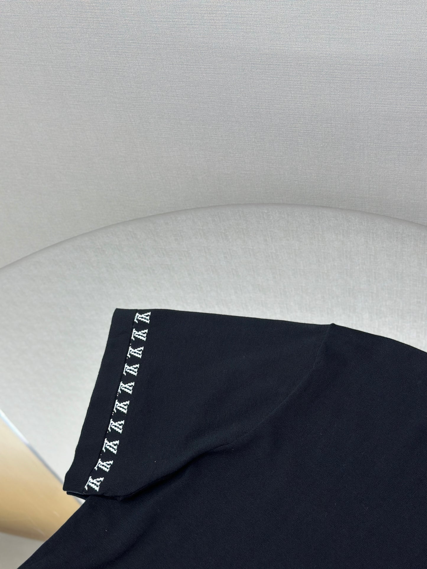 LOUI*V Signature Short-Sleeved Crewneck