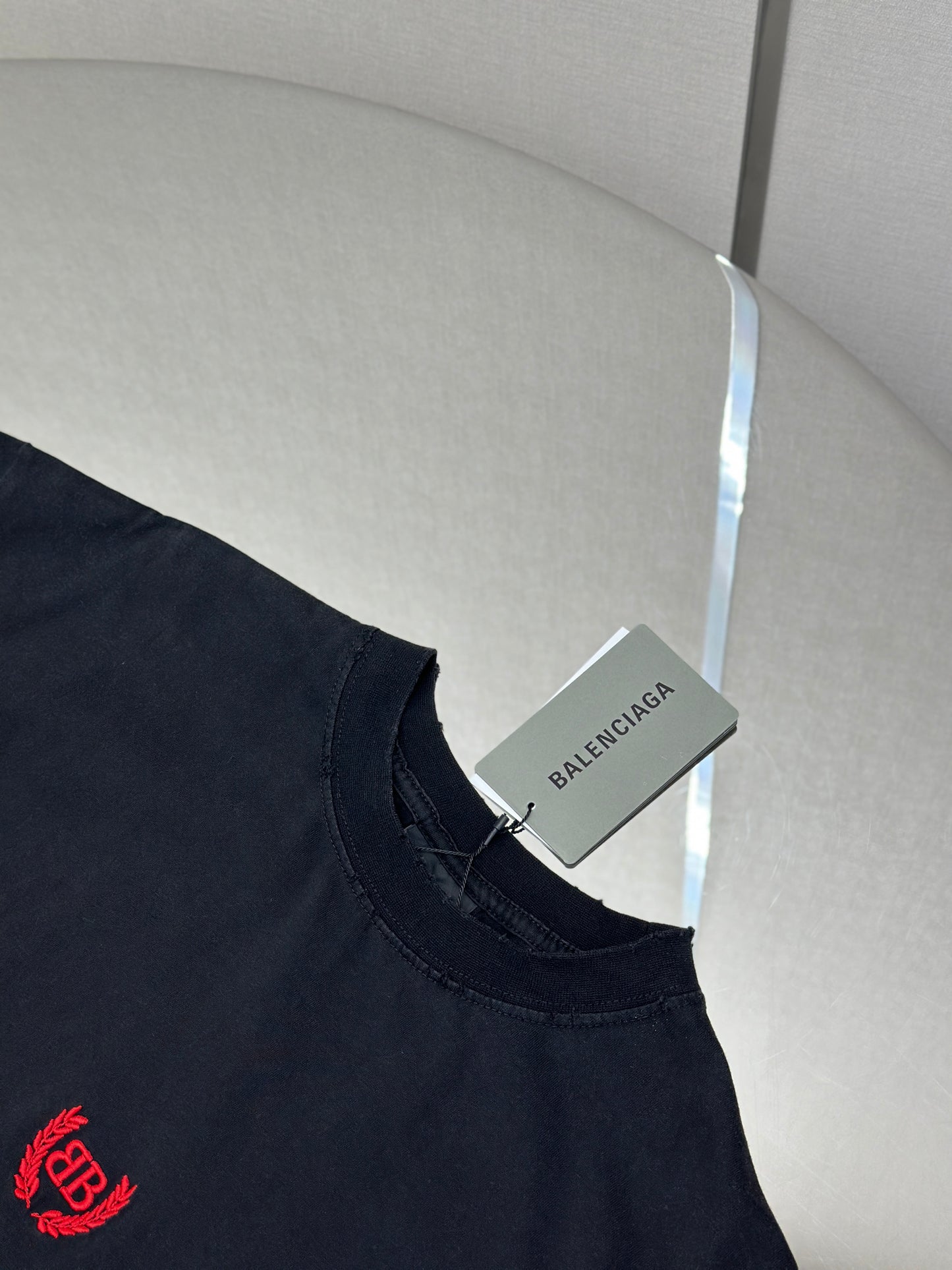 BALENC* Men's Laurel Classic T-shirt Medium Fit in Faded Black