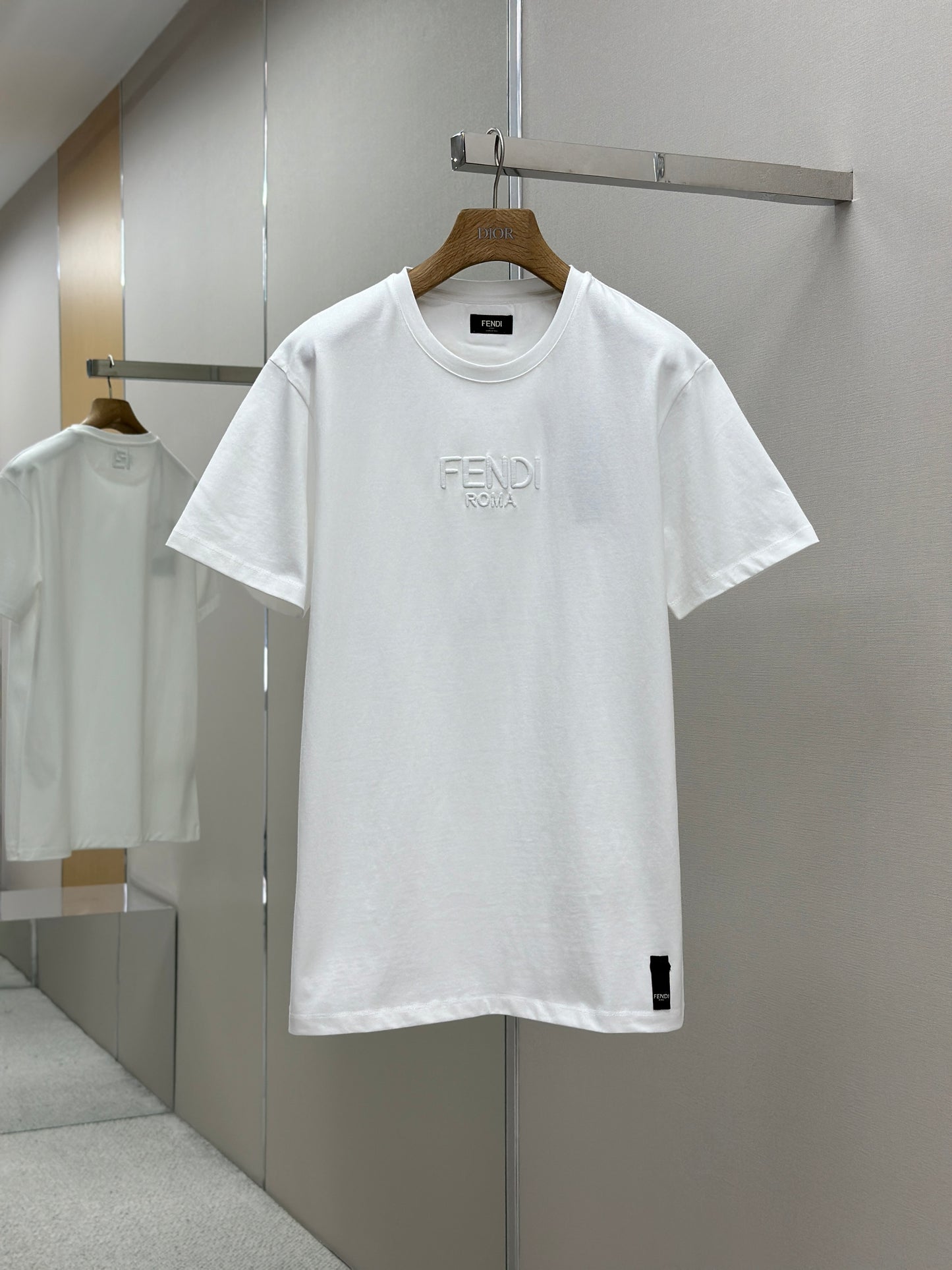 FEND1 Embellished with 3D-effect T-shirt