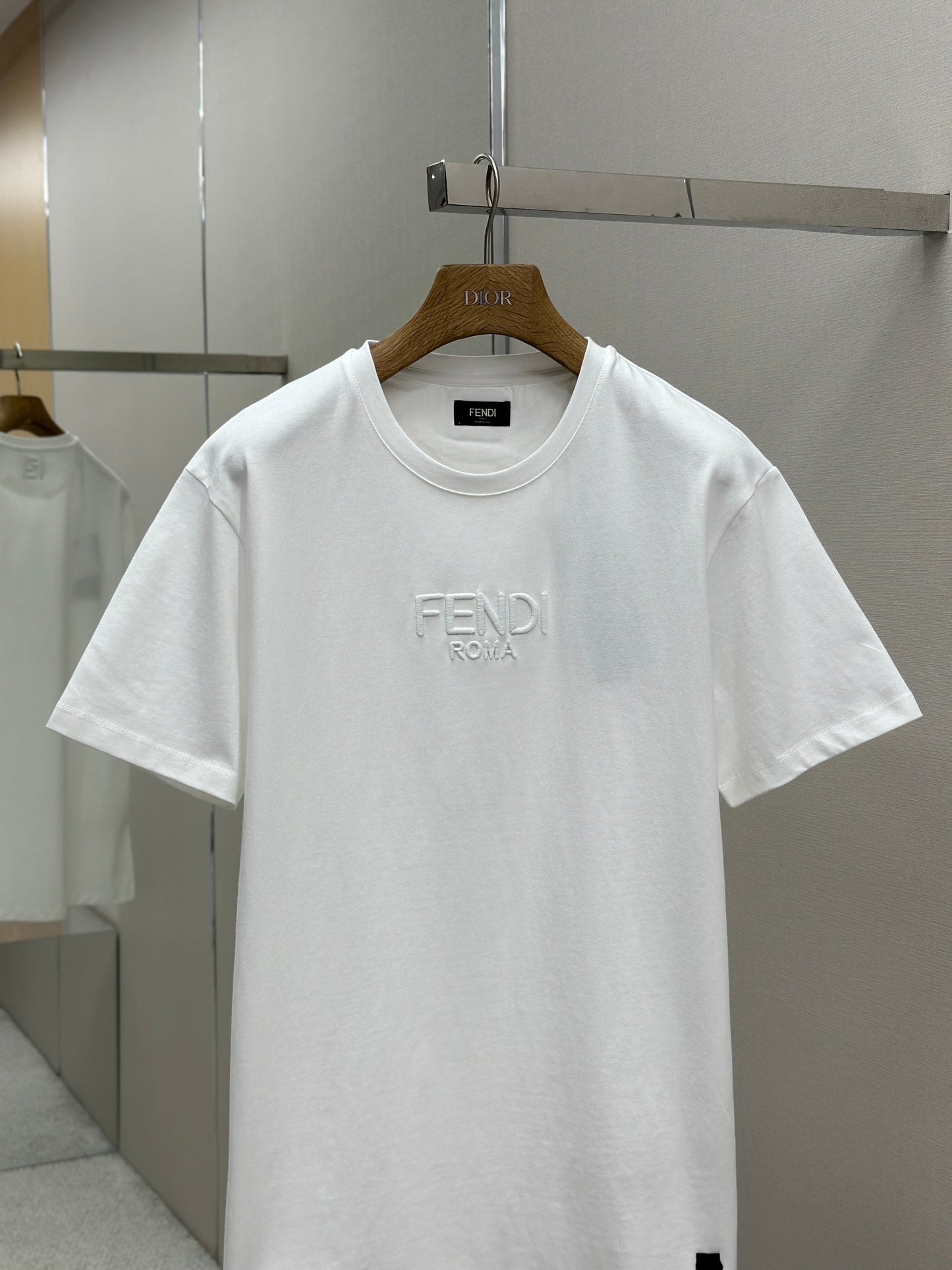 FEND1 Embellished with 3D-effect T-shirt