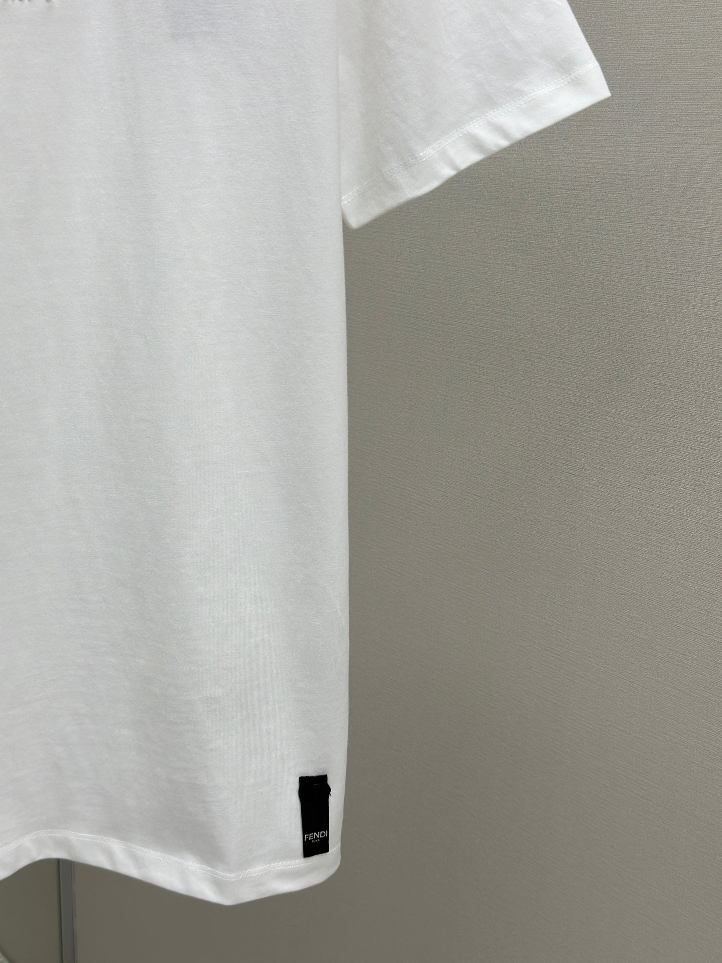 FEND1 Embellished with 3D-effect T-shirt