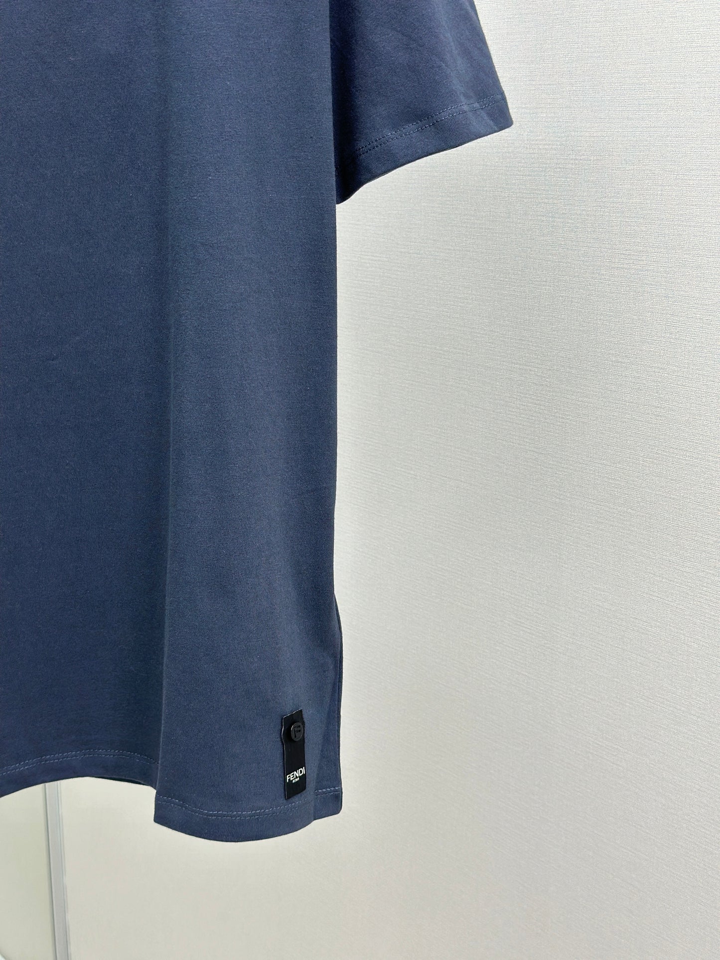 FEND1 Embellished with 3D-effect T-shirt