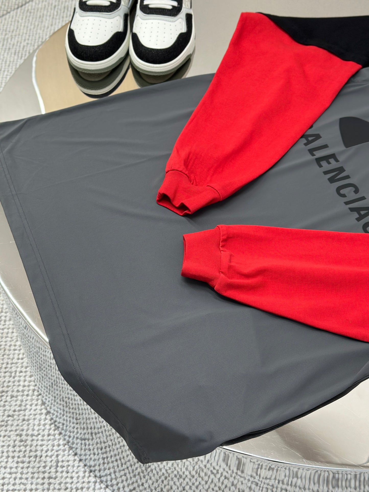 BALENC* Men's Triple Layered T-shirt in Grey/black/red