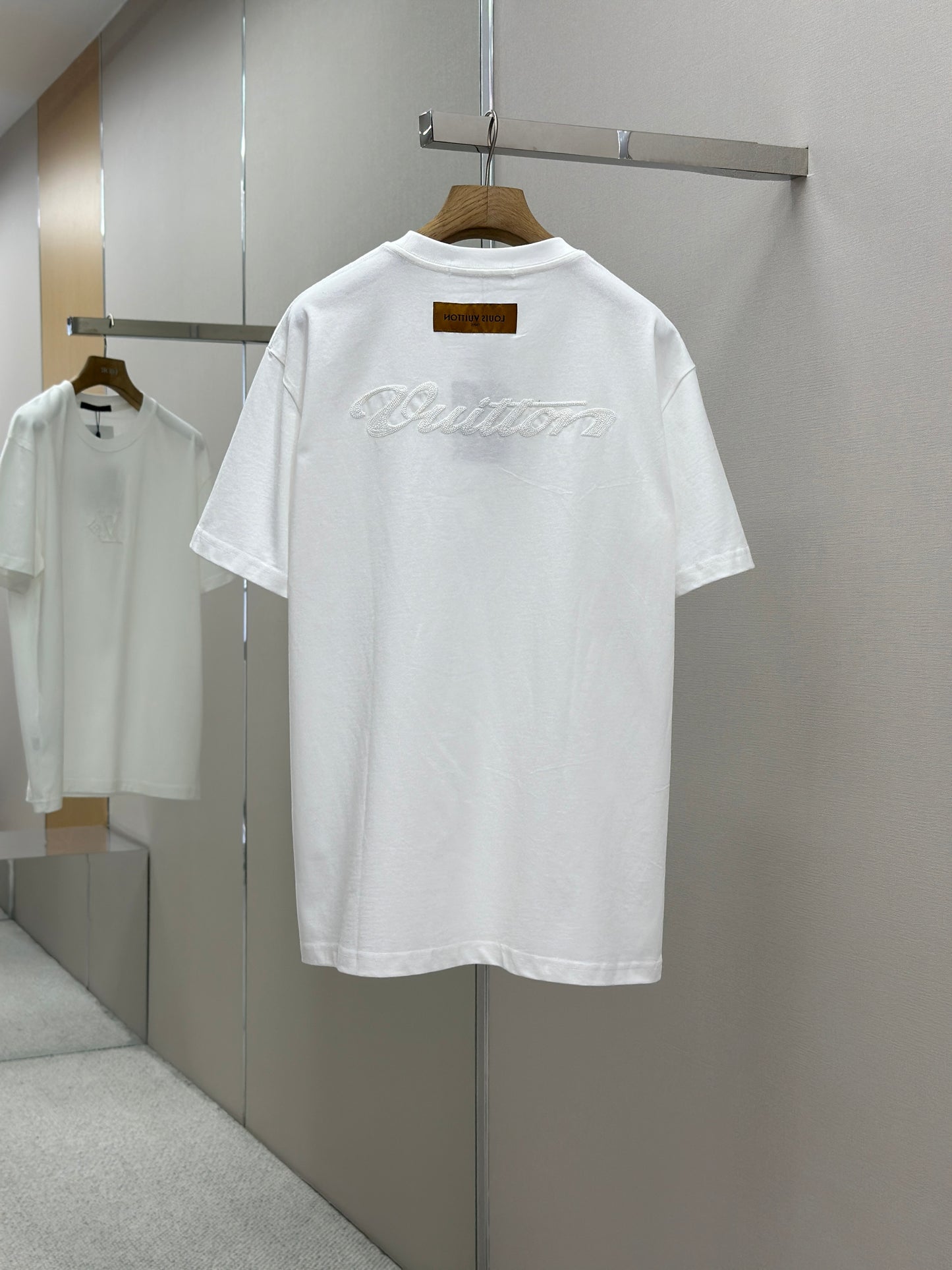 LOUI*V Embroidered logo t-shirt