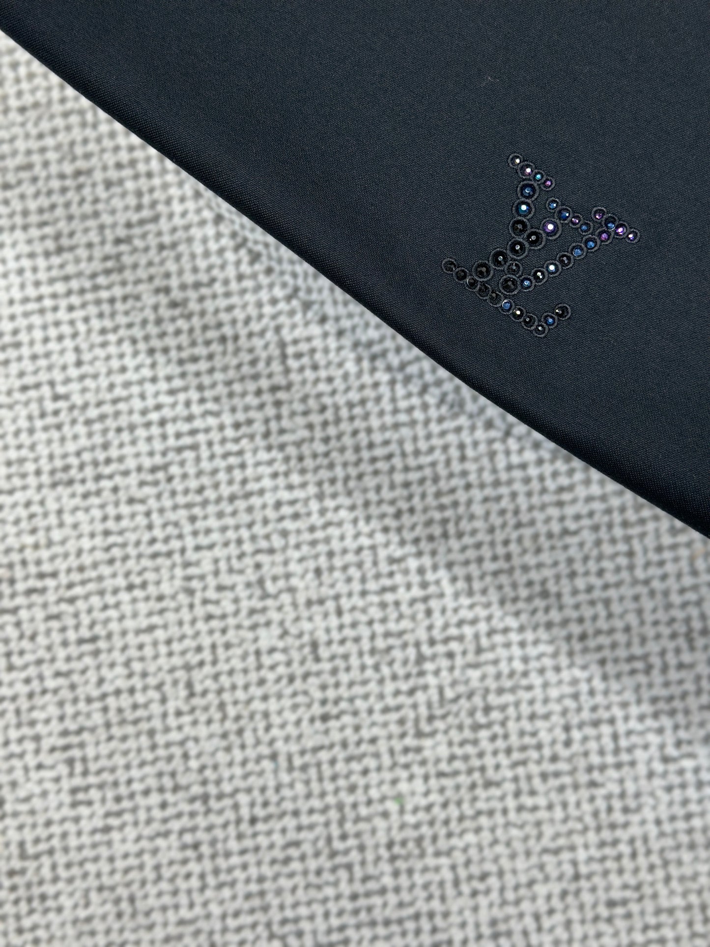LOUI*V Embellished Jersey T-Shirt