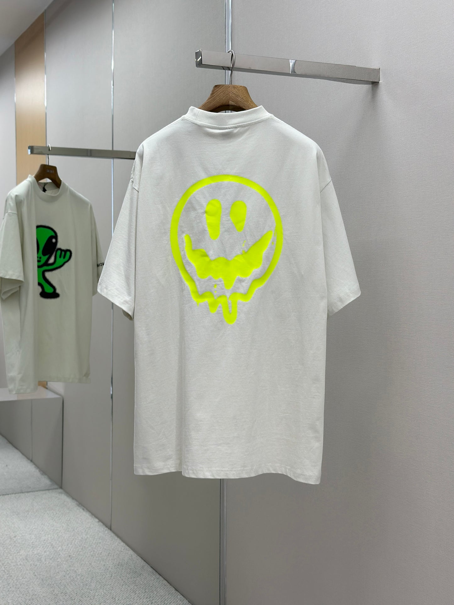 BALENC* High There + Dripley T-shirt Medium Fit in Dirty White