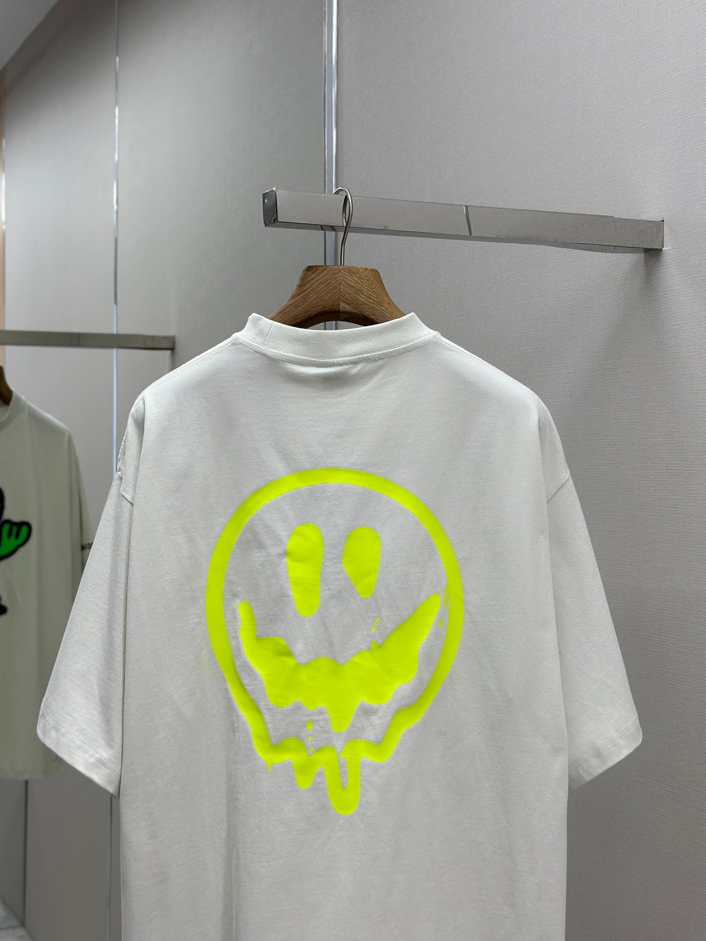 BALENC* High There + Dripley T-shirt Medium Fit in Dirty White