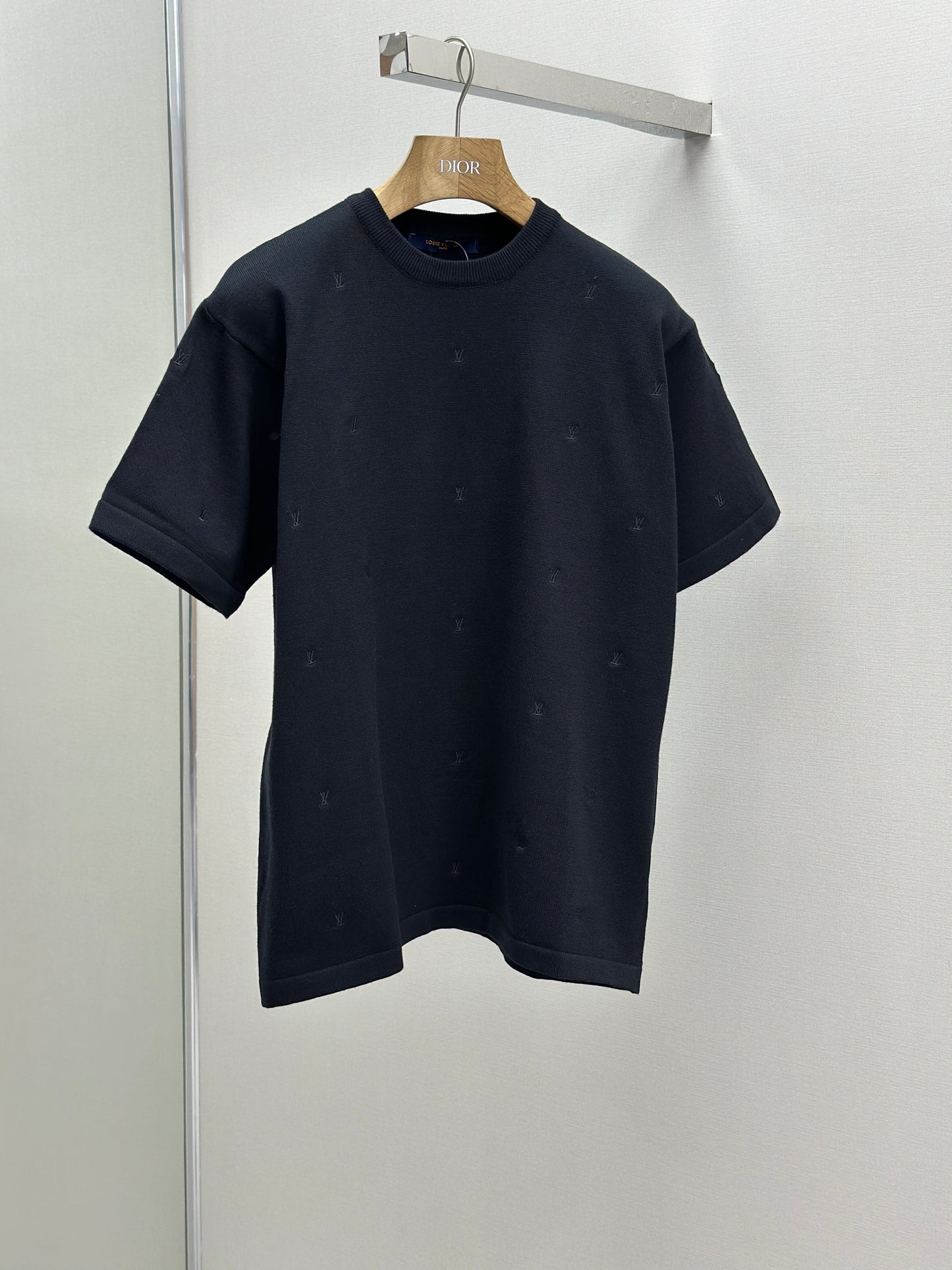 LOUI*V Blason Embroidered Short-Sleeved Crewneck