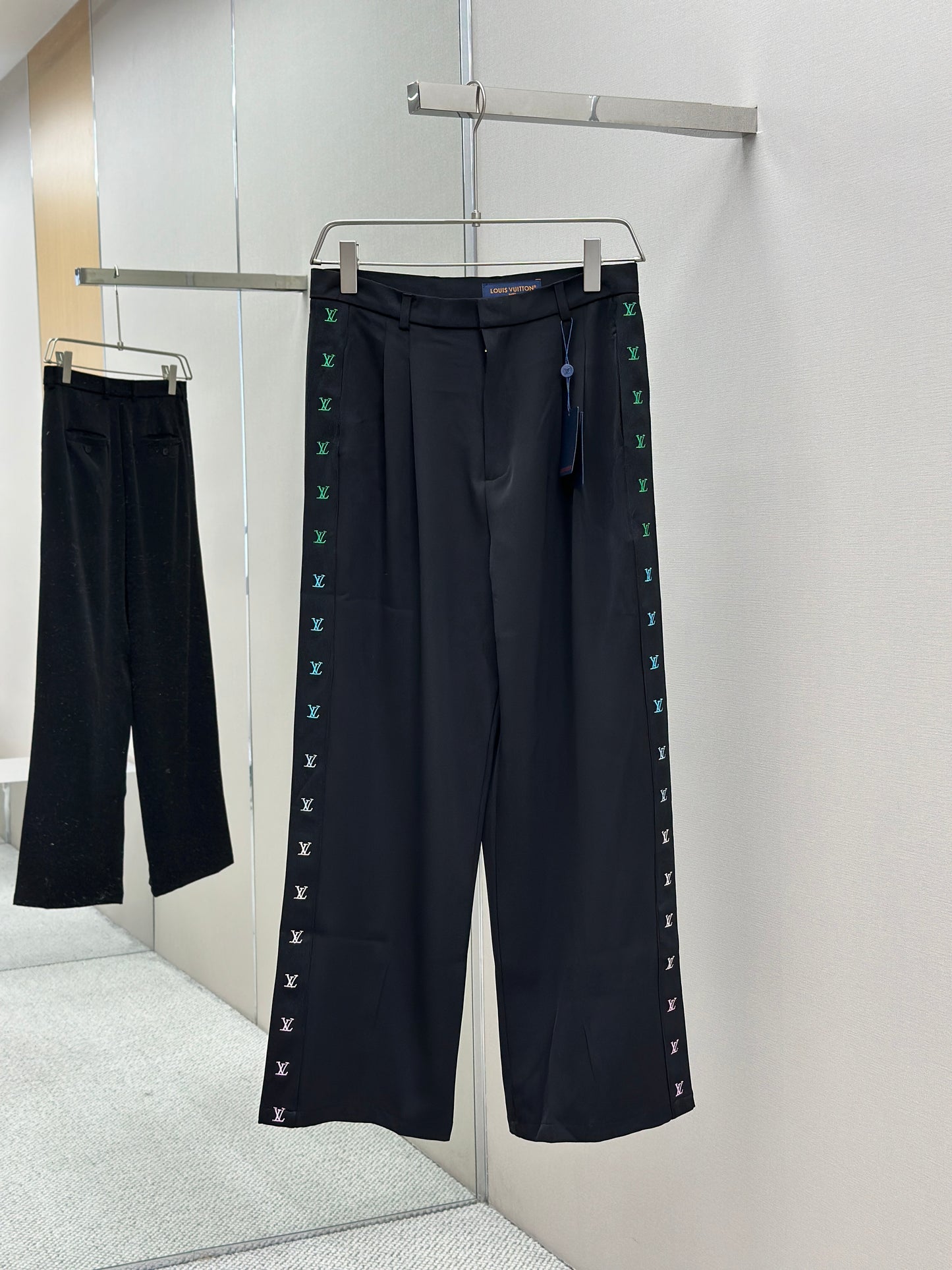 LOUI*V Preppy Tailored Jersey Pants