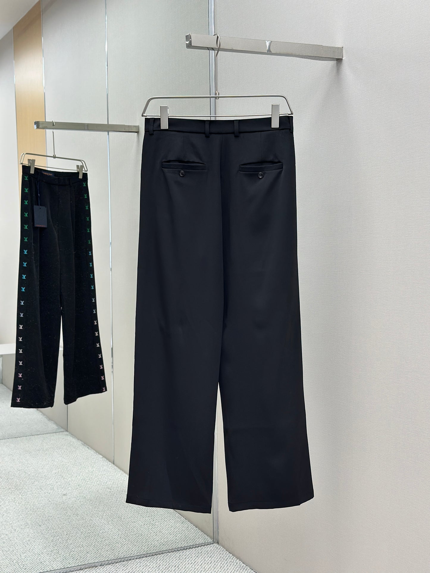 LOUI*V Preppy Tailored Jersey Pants