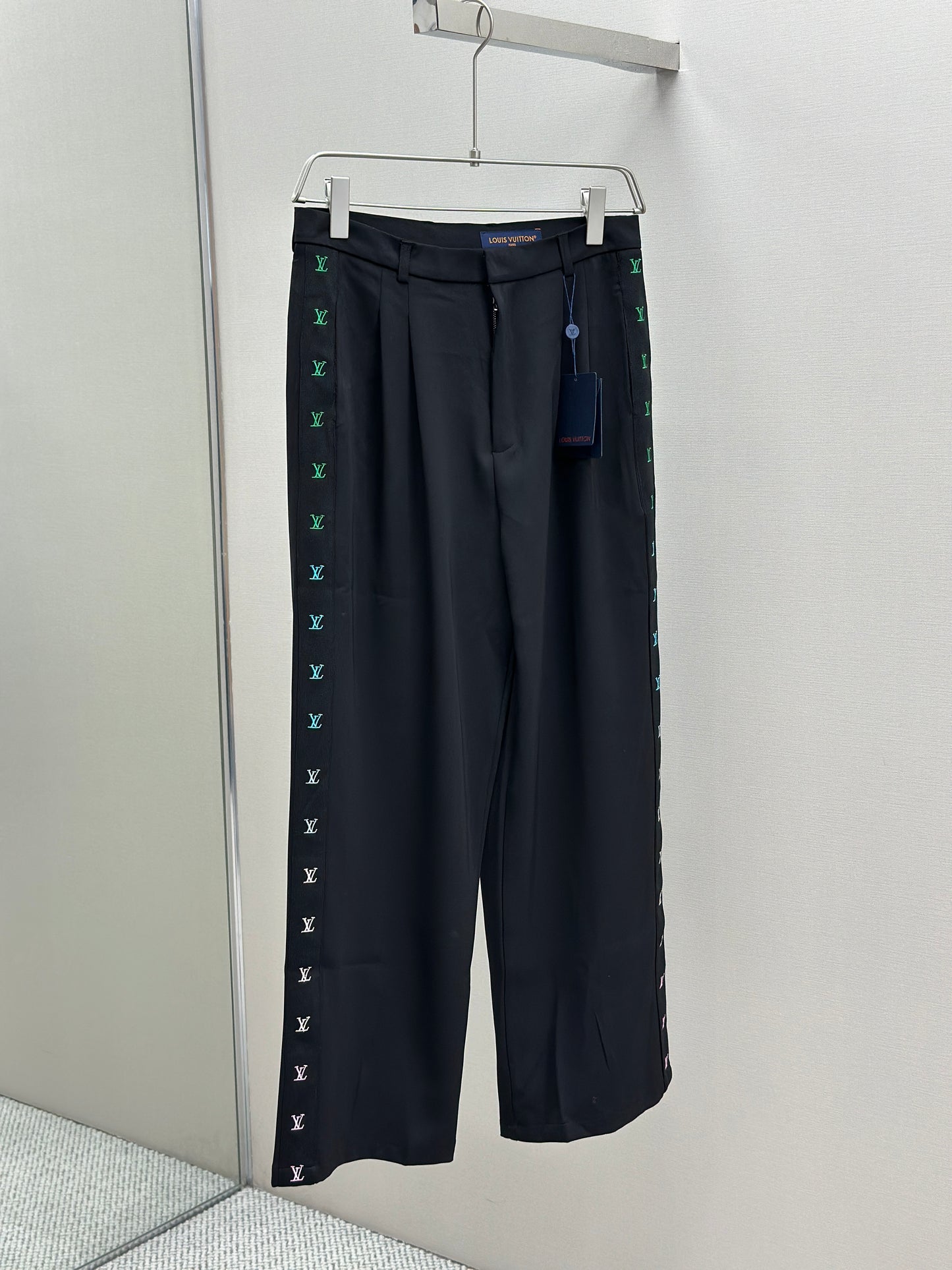 LOUI*V Preppy Tailored Jersey Pants