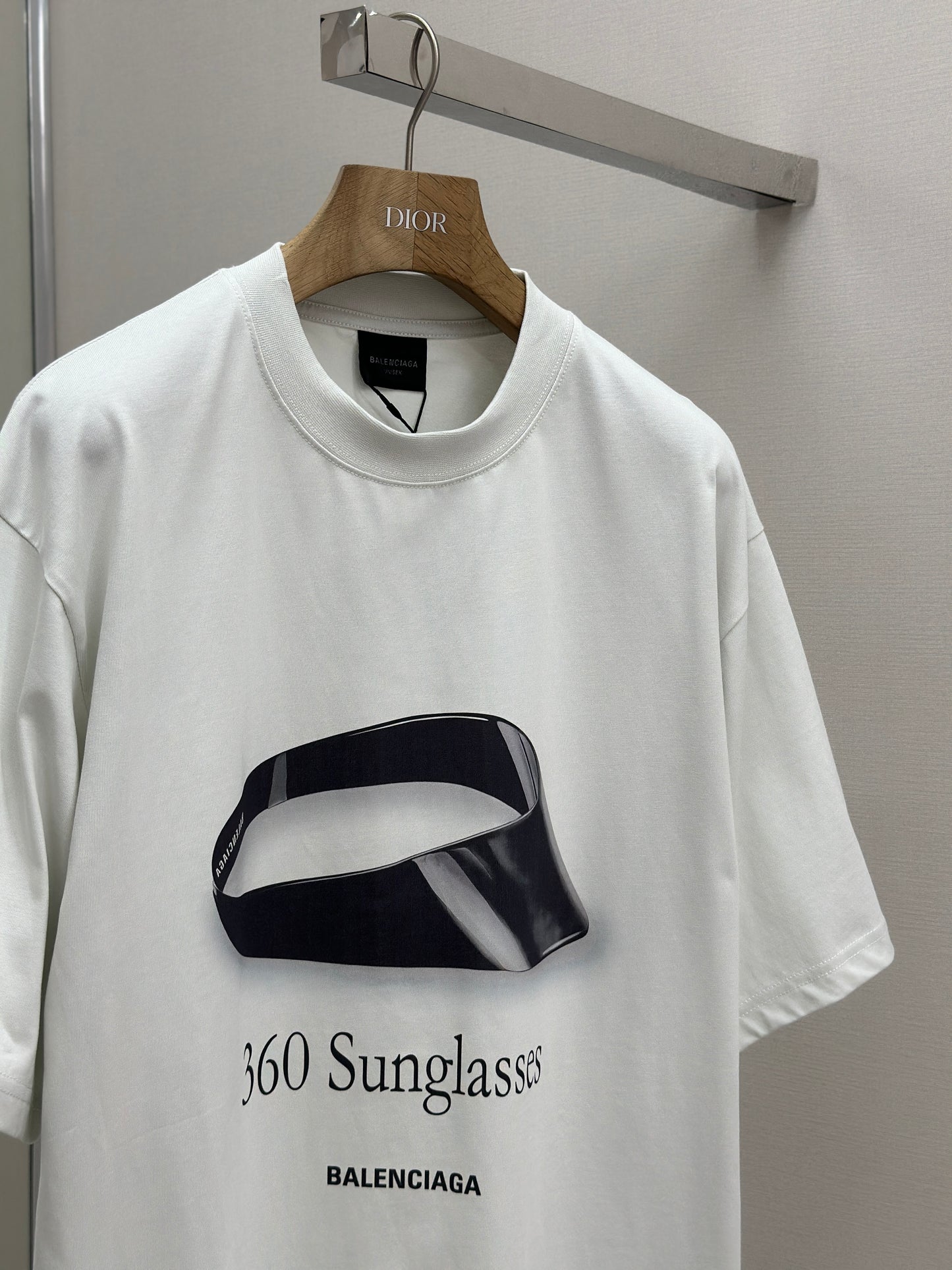 BALENC* 360 Sunglasses T-shirt