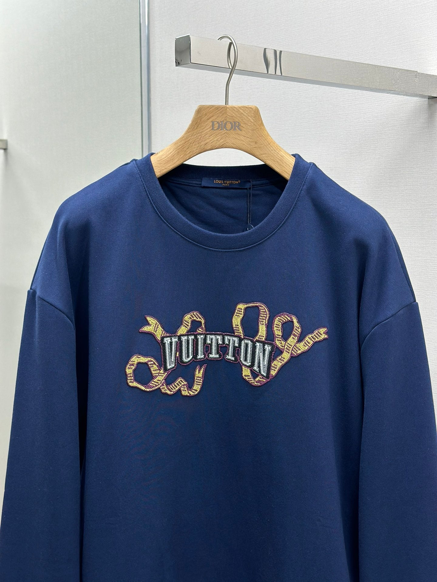 LOUI*V Embroidered Cotton Crewneck
