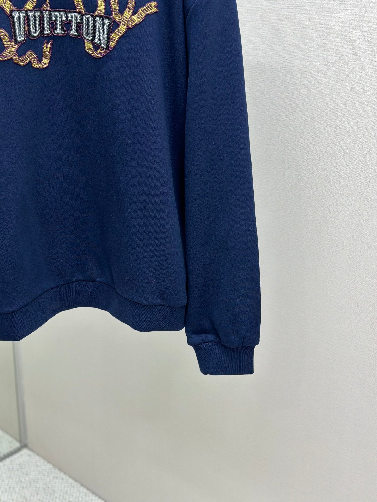 LOUI*V Embroidered Cotton Crewneck