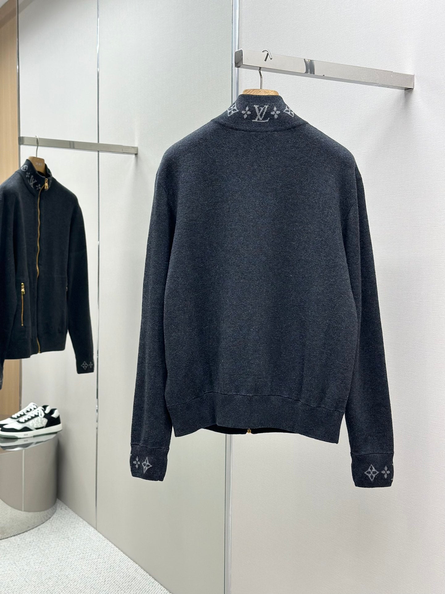 LOUI*V Double Face Knit Wool Travel Blouson