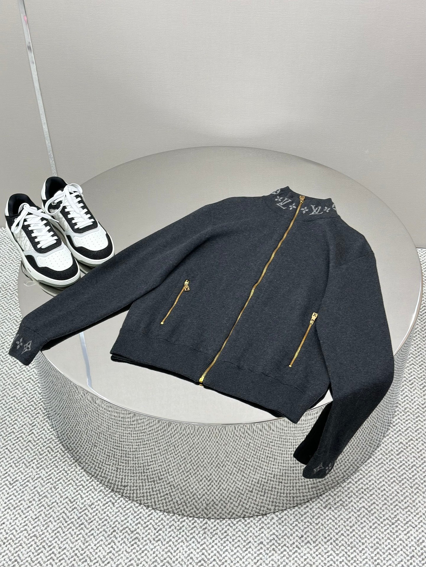 LOUI*V Double Face Knit Wool Travel Blouson