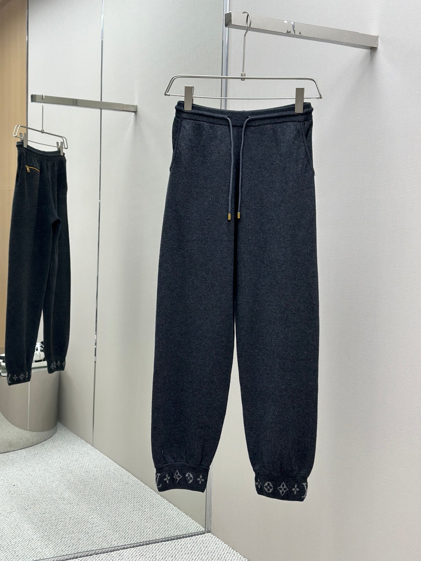 LOUI*V Double Face Knit Wool Travel Pants