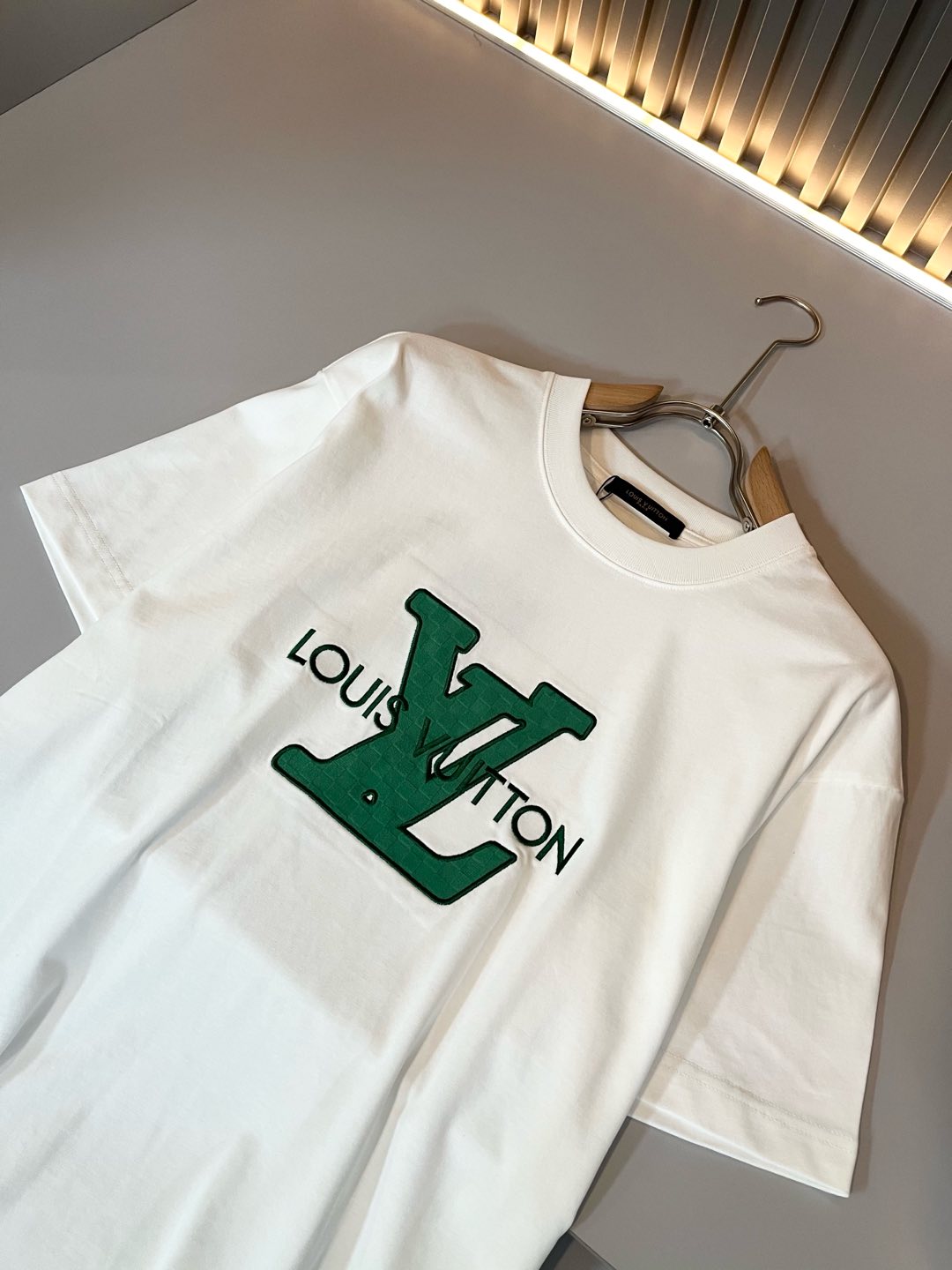 LOUI*V 2025ss new cotton t-shirt pattern embroidery