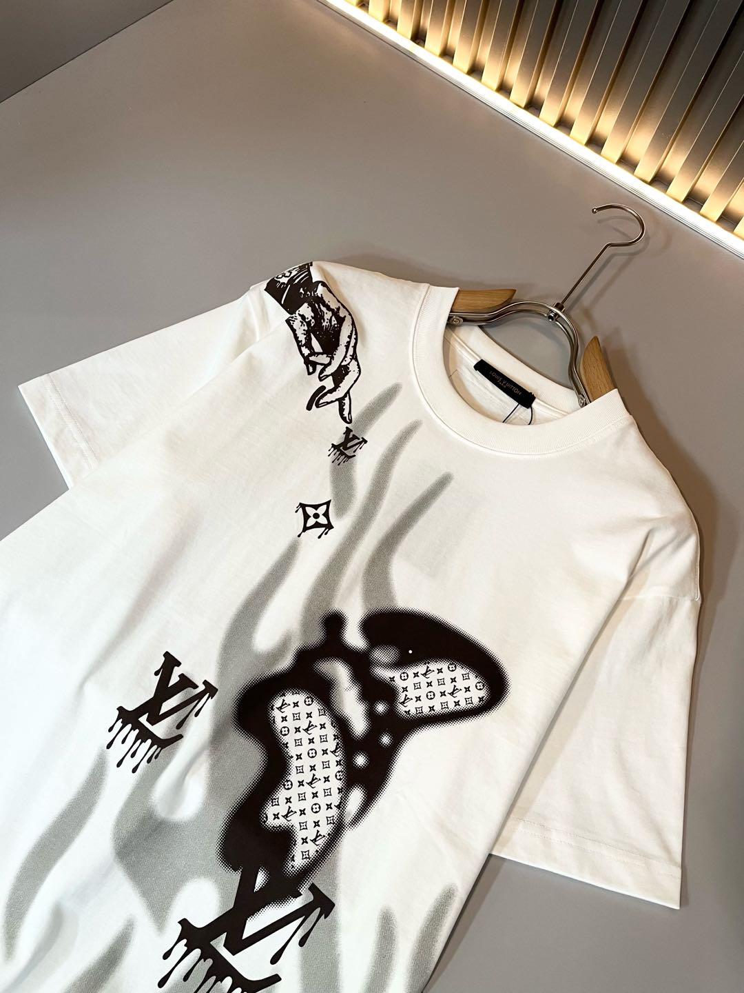 LOUI*V new cotton graphic printing t-shirt