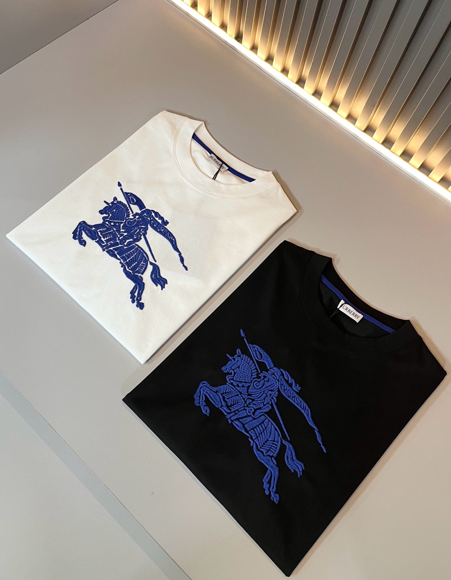 BURB* 2025ss new cotton t-shirt war horse pattern