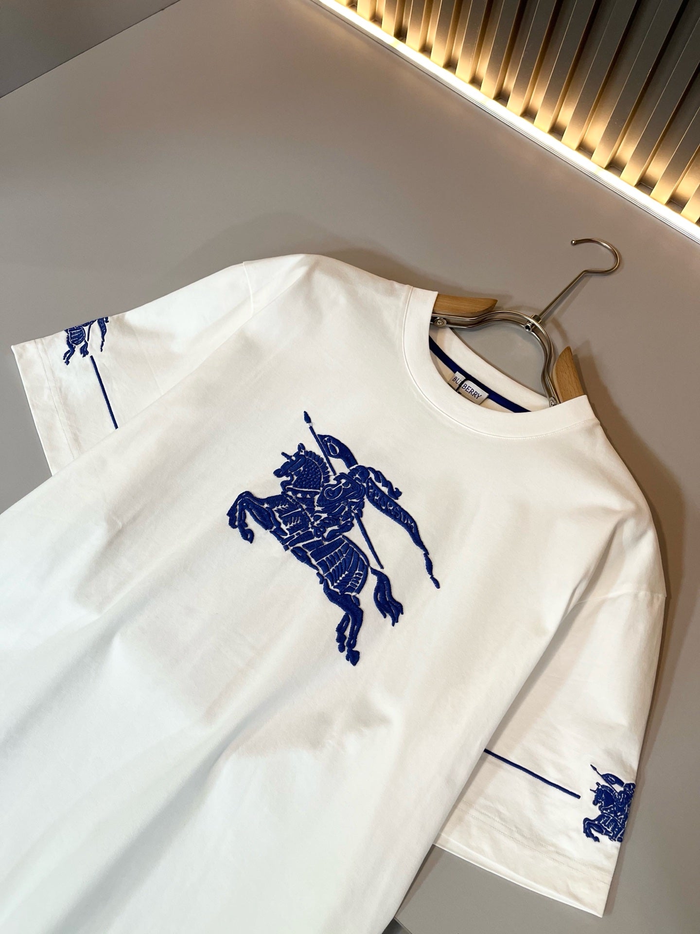 BURB* 2025ss new cotton t-shirt war horse pattern