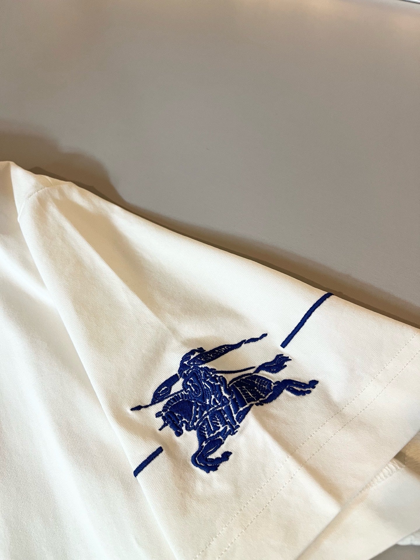 BURB* 2025ss new cotton t-shirt war horse pattern