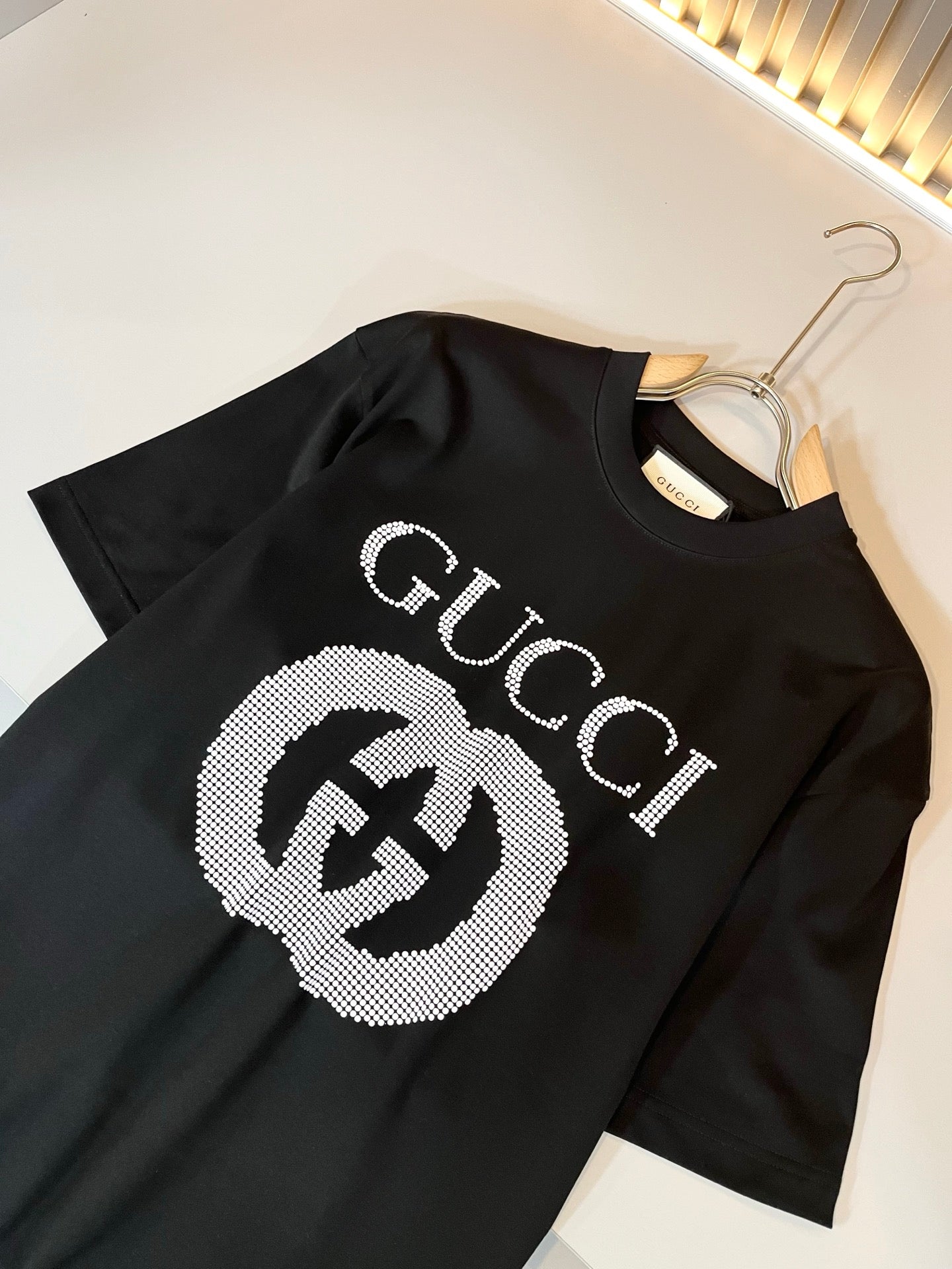 GUC*  2025ss new cotton t-shirt embossed logo