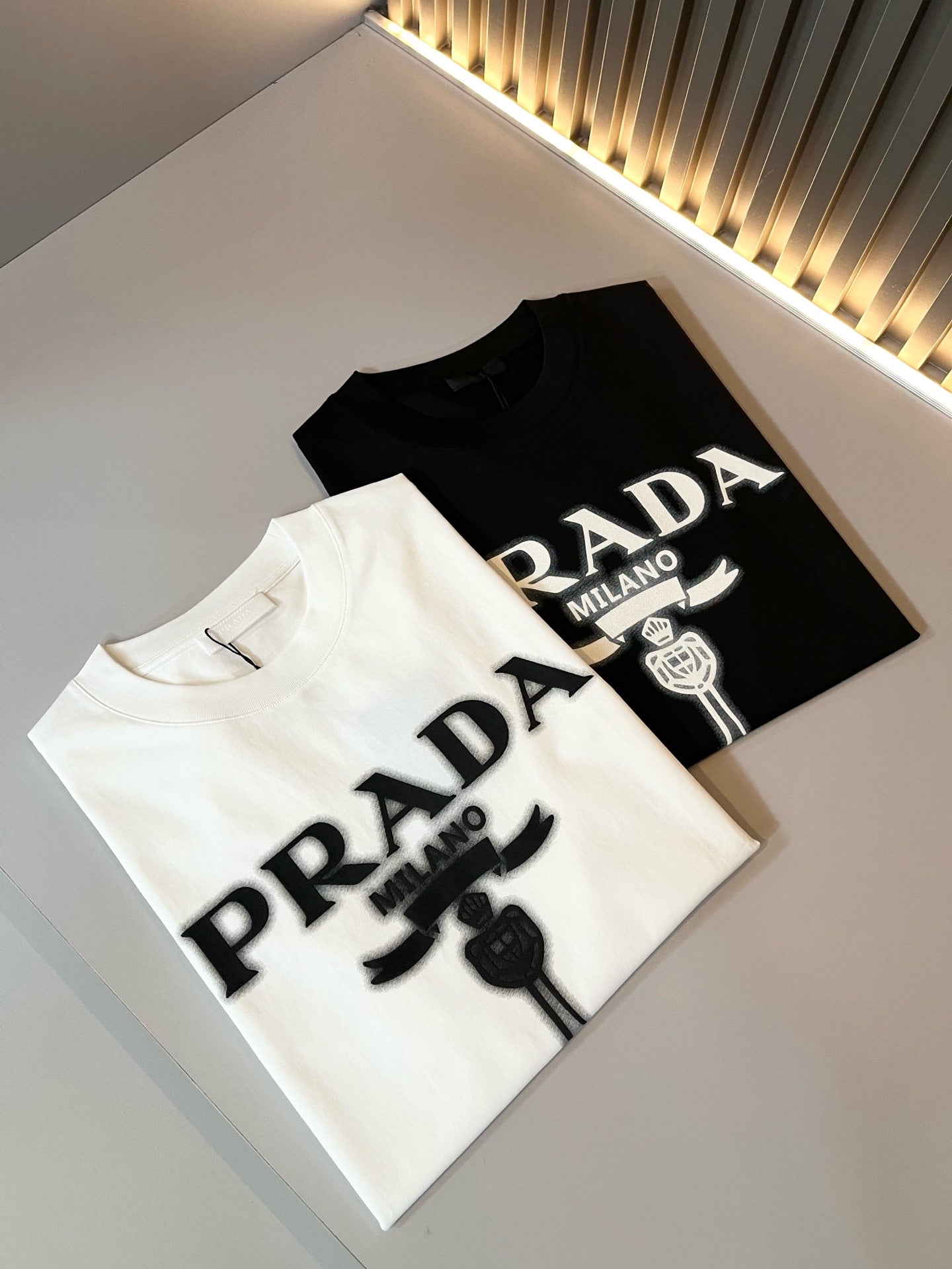 PRA* 2025ss new t-shirt embossed printing design