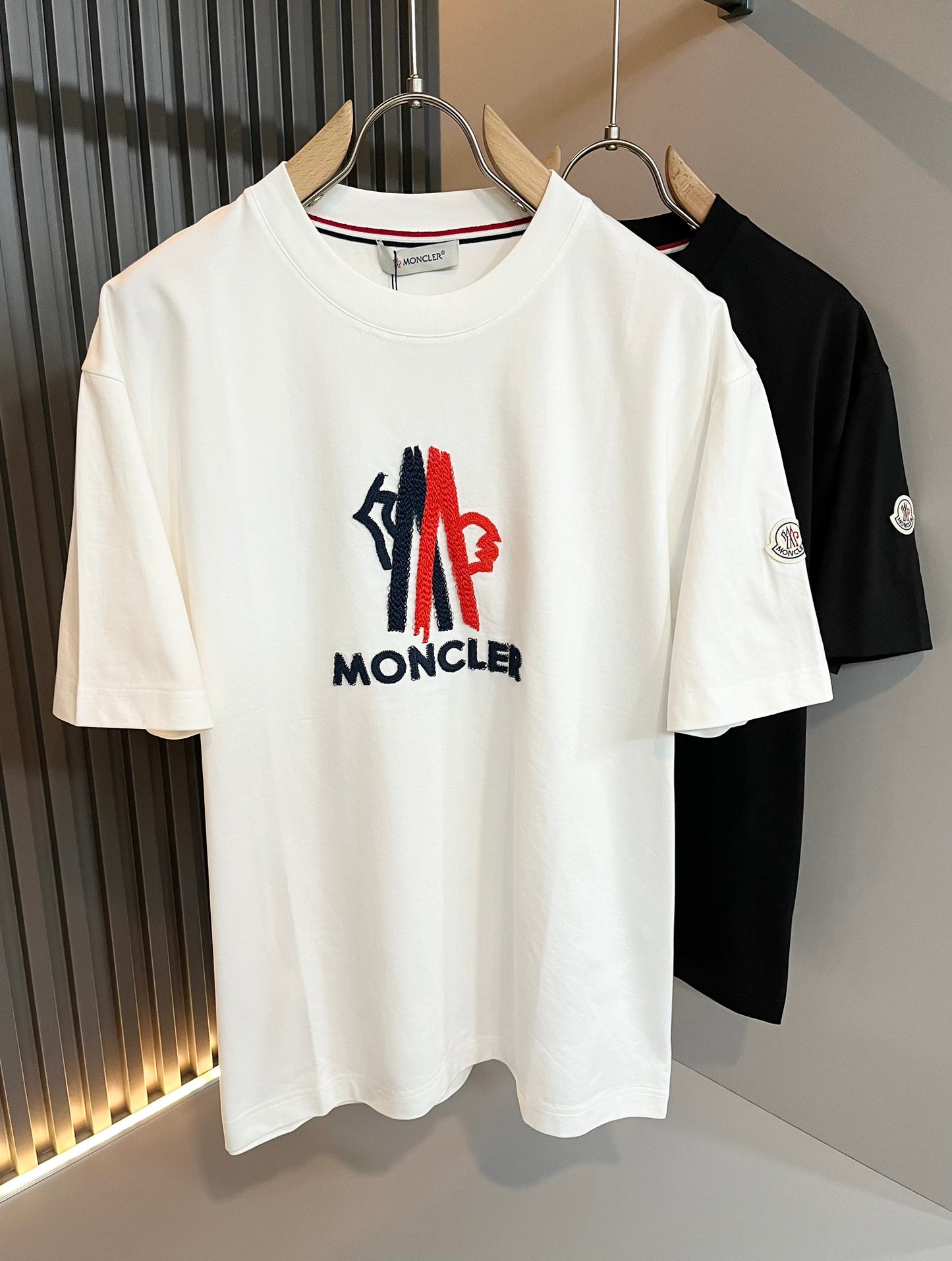 MONCL* 2025ss new t-shirt embroidery pattern