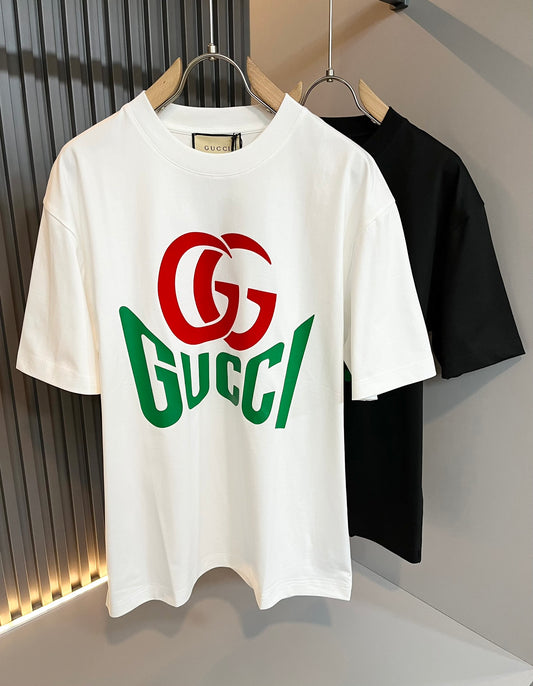 GUC*  new cotton t-shirt embossed logo