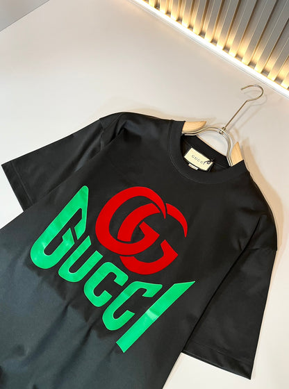 GUC*  new cotton t-shirt embossed logo