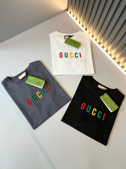 GUC*  new cotton t-shirt embossed logo