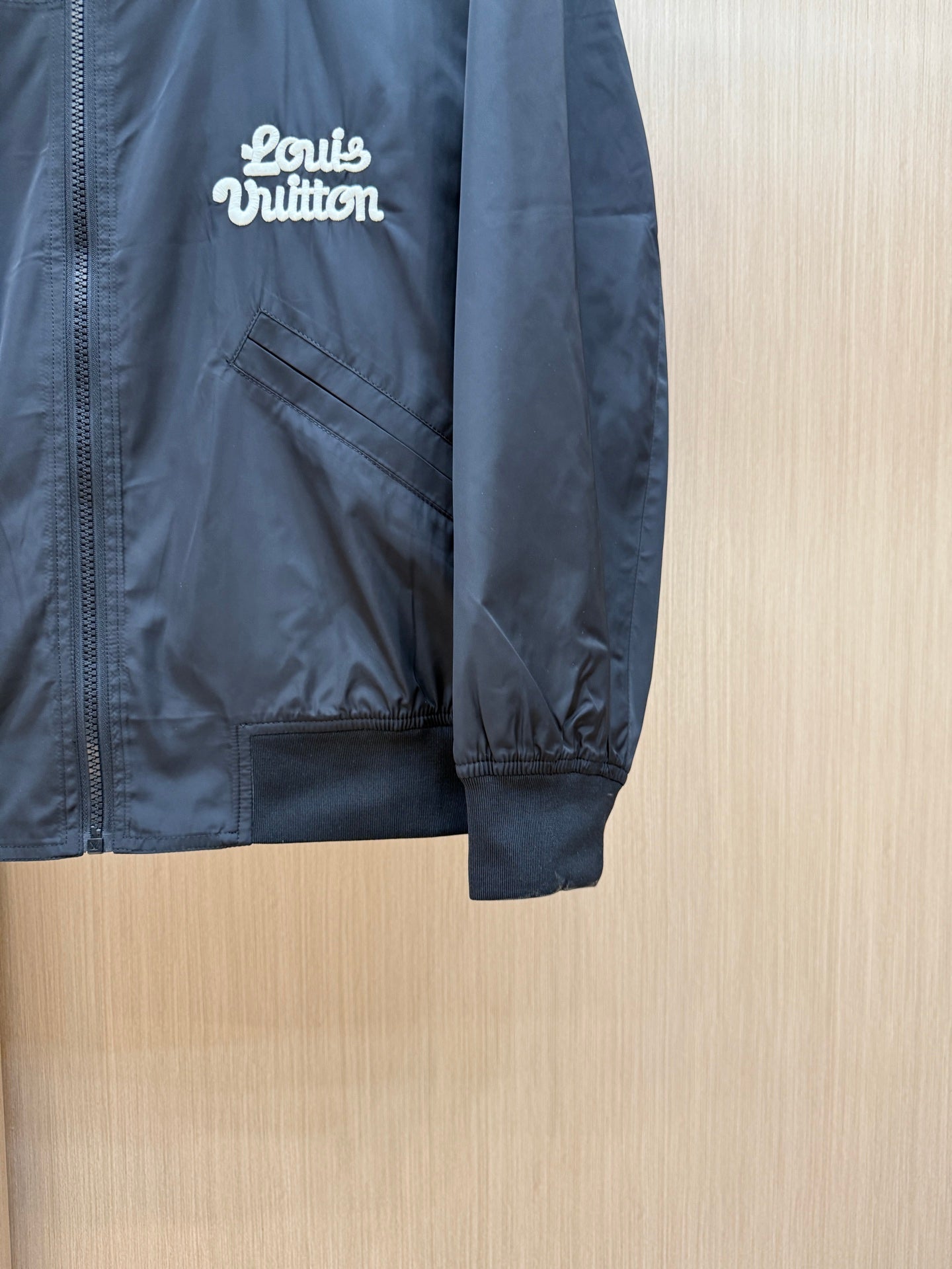 LOUI*V  embroidered logo jacket