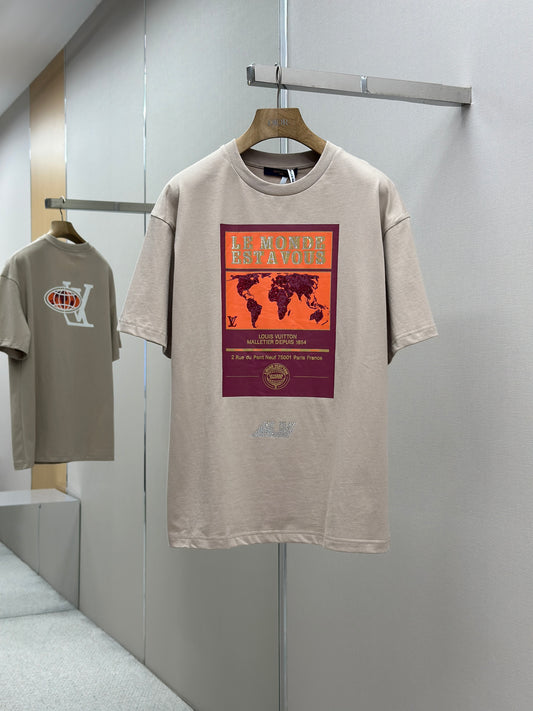 LOUI*V Embellished Graphic Cotton T-Shirt