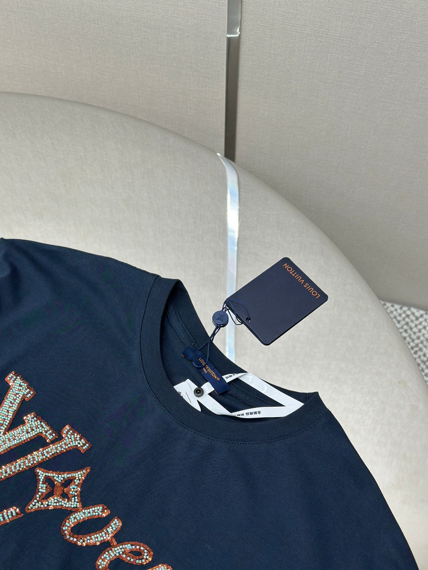 LOUI*V Embroidered Short-Sleeved T-Shirt