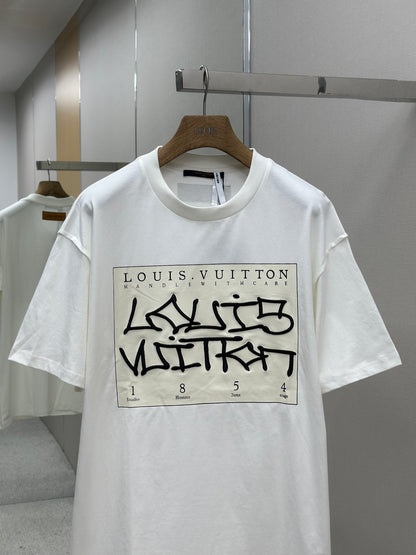 LOUI*V Abstract embroidery letter T-shirt