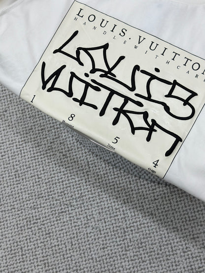 LOUI*V Abstract embroidery letter T-shirt
