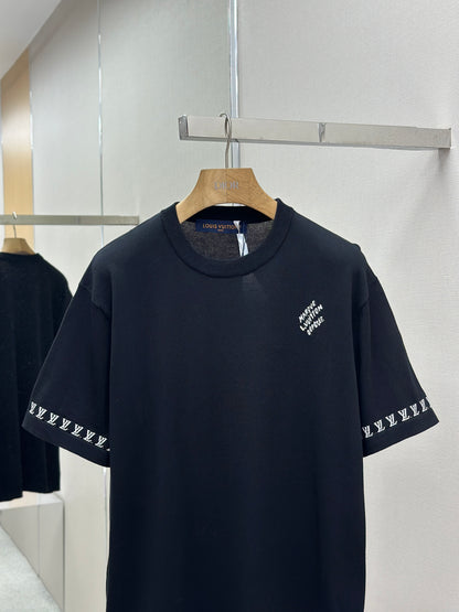 LOUI*V Signature Short-Sleeved Crewneck