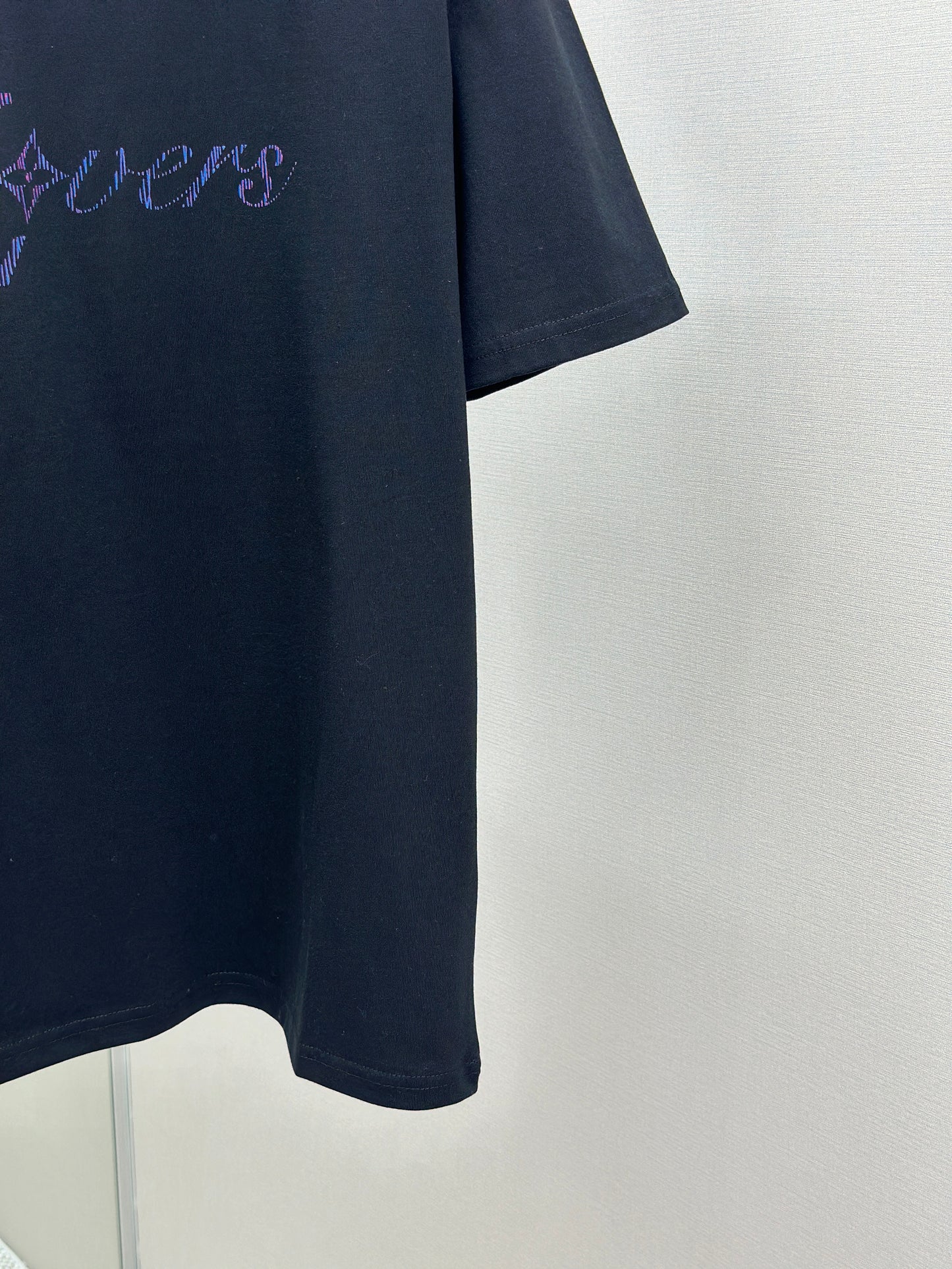 LOUI*V Iridescent Vers T-Shirt