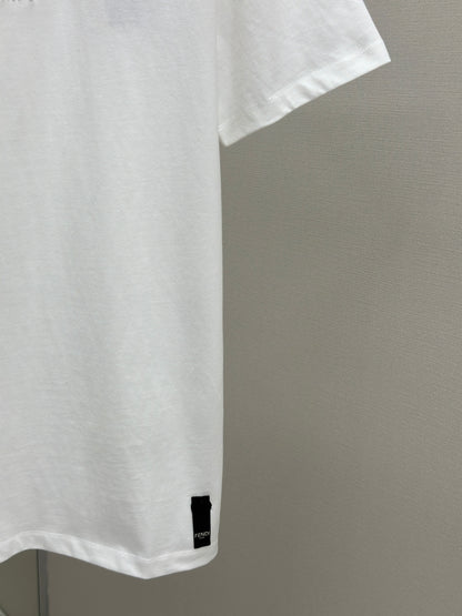 FEND1  Embellished with 3D-effect T-shirt