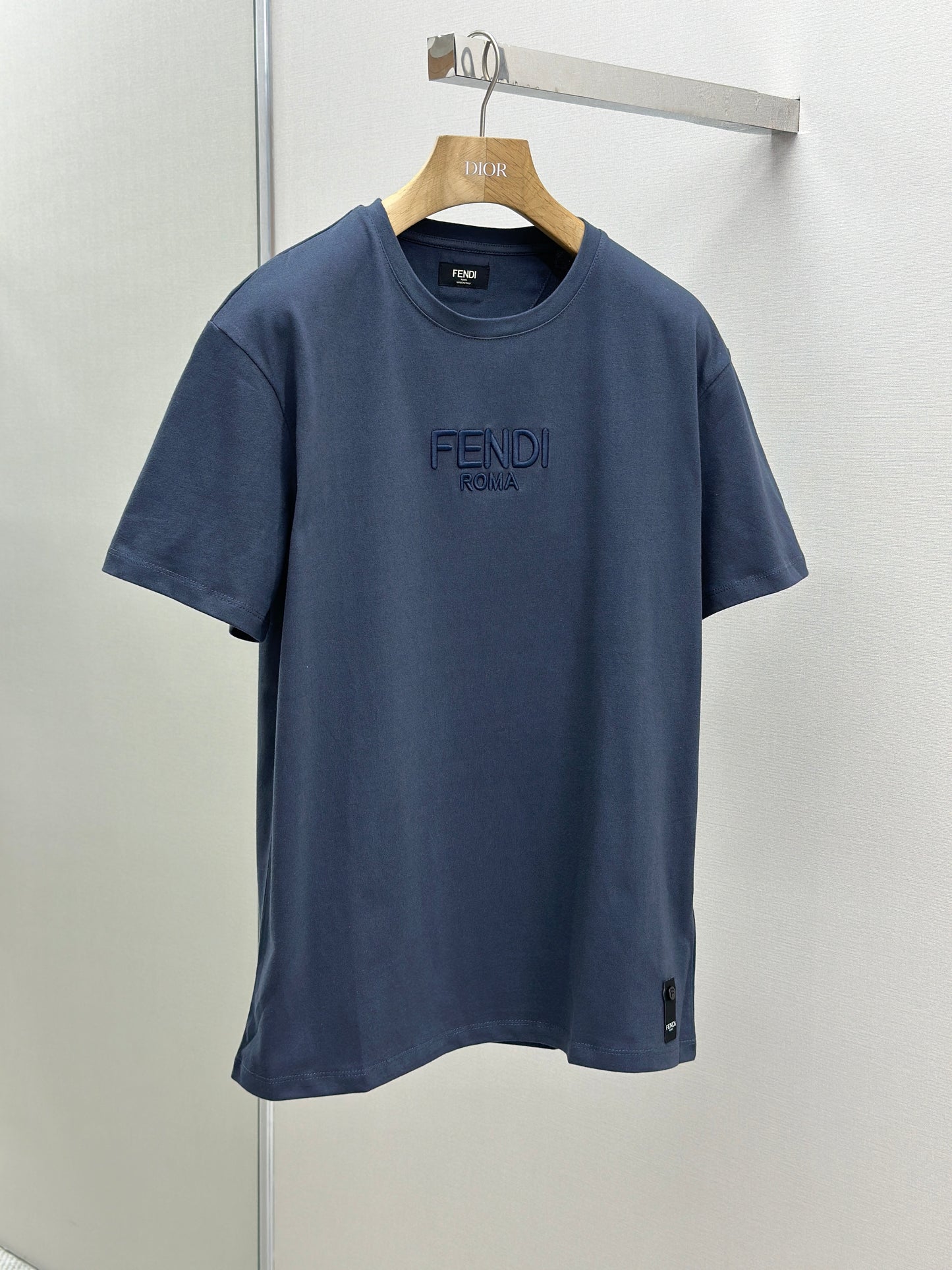 FEND1  Embellished with 3D-effect T-shirt