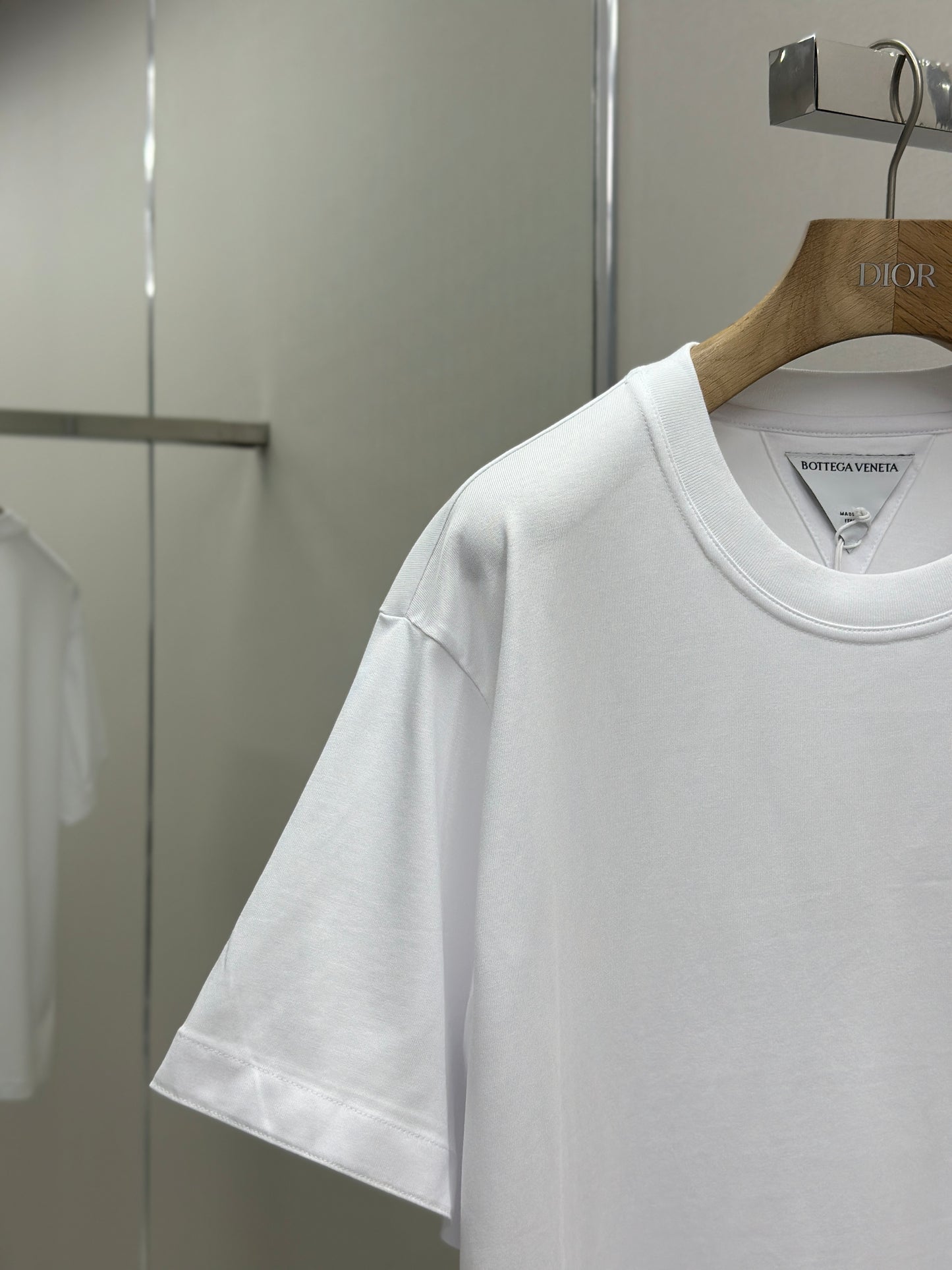 Botteg@V T-shirt in pima cotton jersey with embroidered match