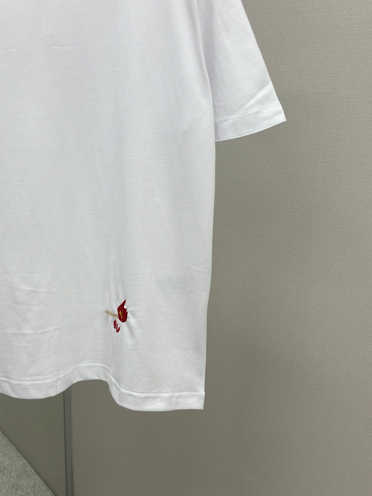 Botteg@V T-shirt in pima cotton jersey with embroidered match