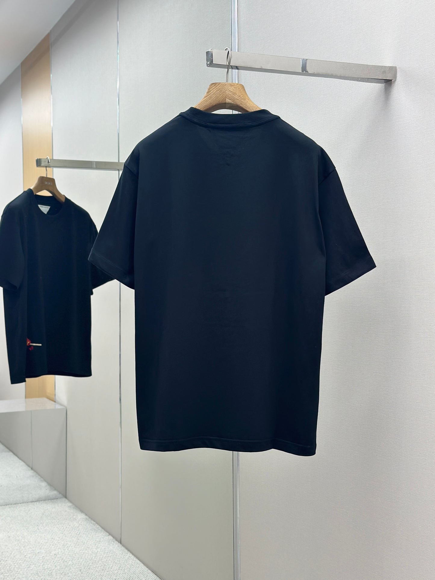 Botteg@V T-shirt in pima cotton jersey with embroidered match