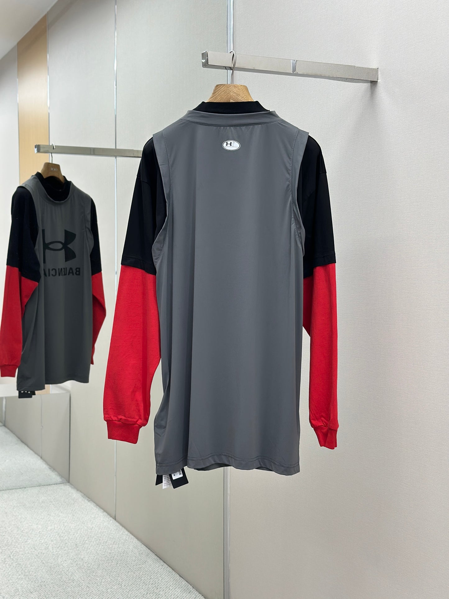 BALENC* Men's  Triple Layered T-shirt in Grey/black/red