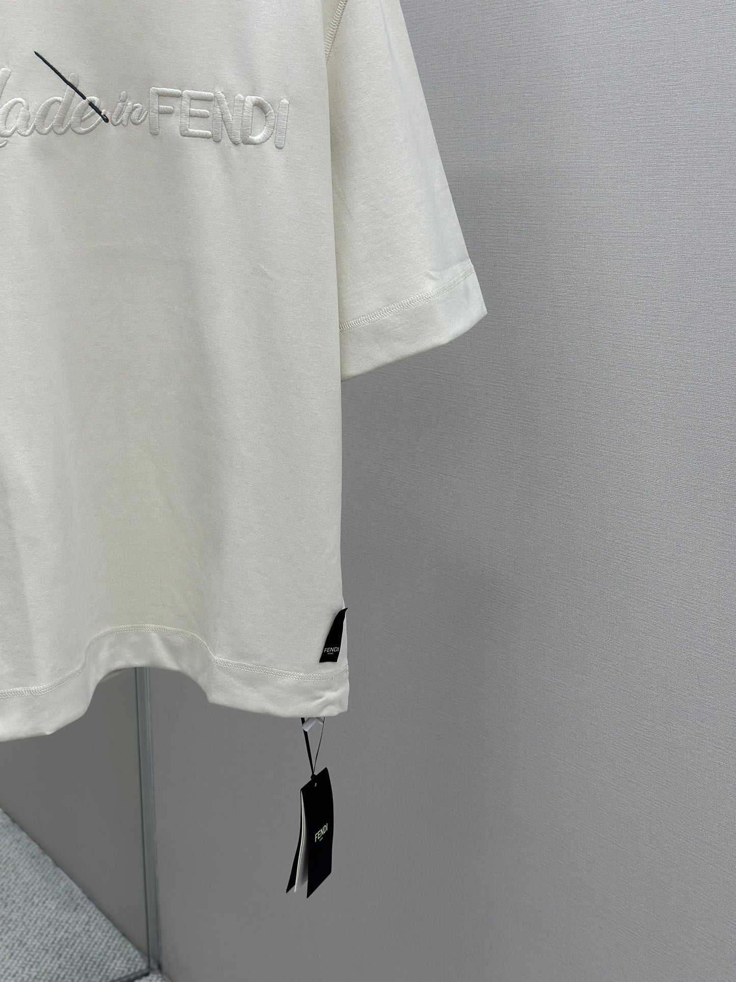 FEND1  3D embroidery T-shirt